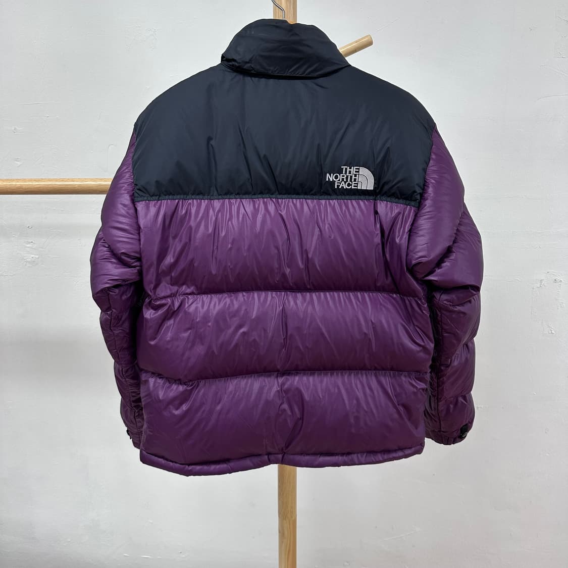 노스페이스 눕시 700 구스다운 패딩 자켓 퍼플 90(S) 정품 J24 상품이미지4