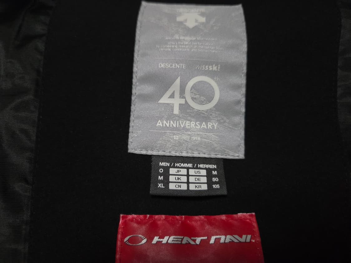 데상트 스위스 스키 40주년 롱패딩 점퍼  상품이미지5