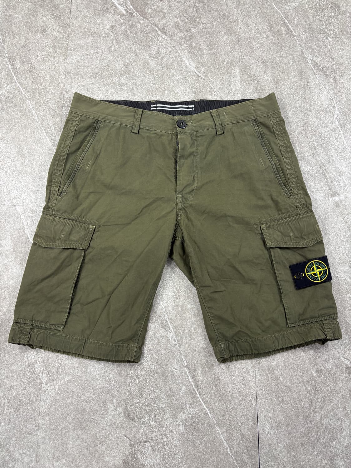 Stone Island Cago Half Pant    상품이미지1