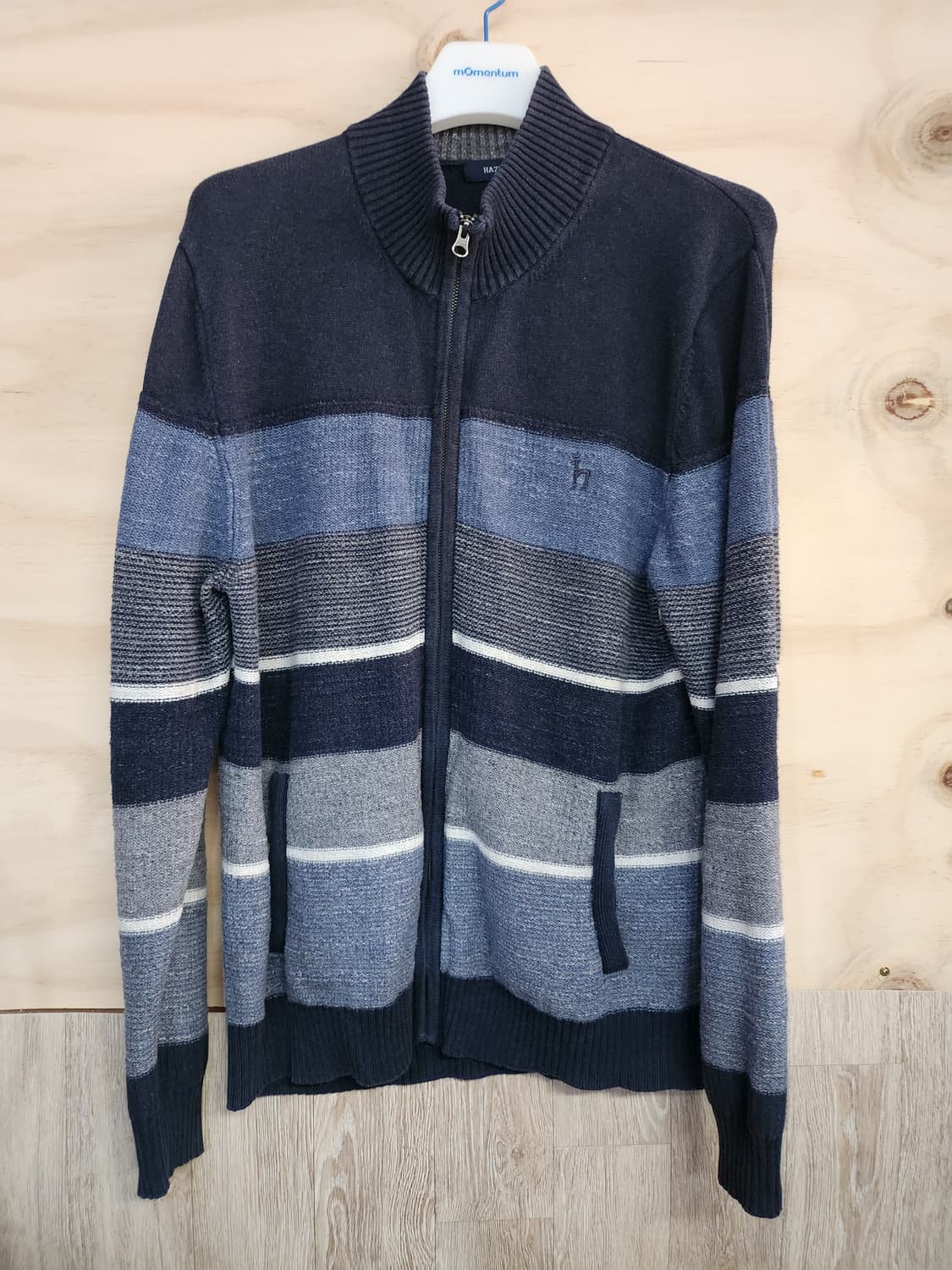 150) 헤지스 스트라이프 남성 집업 니트 상품이미지1