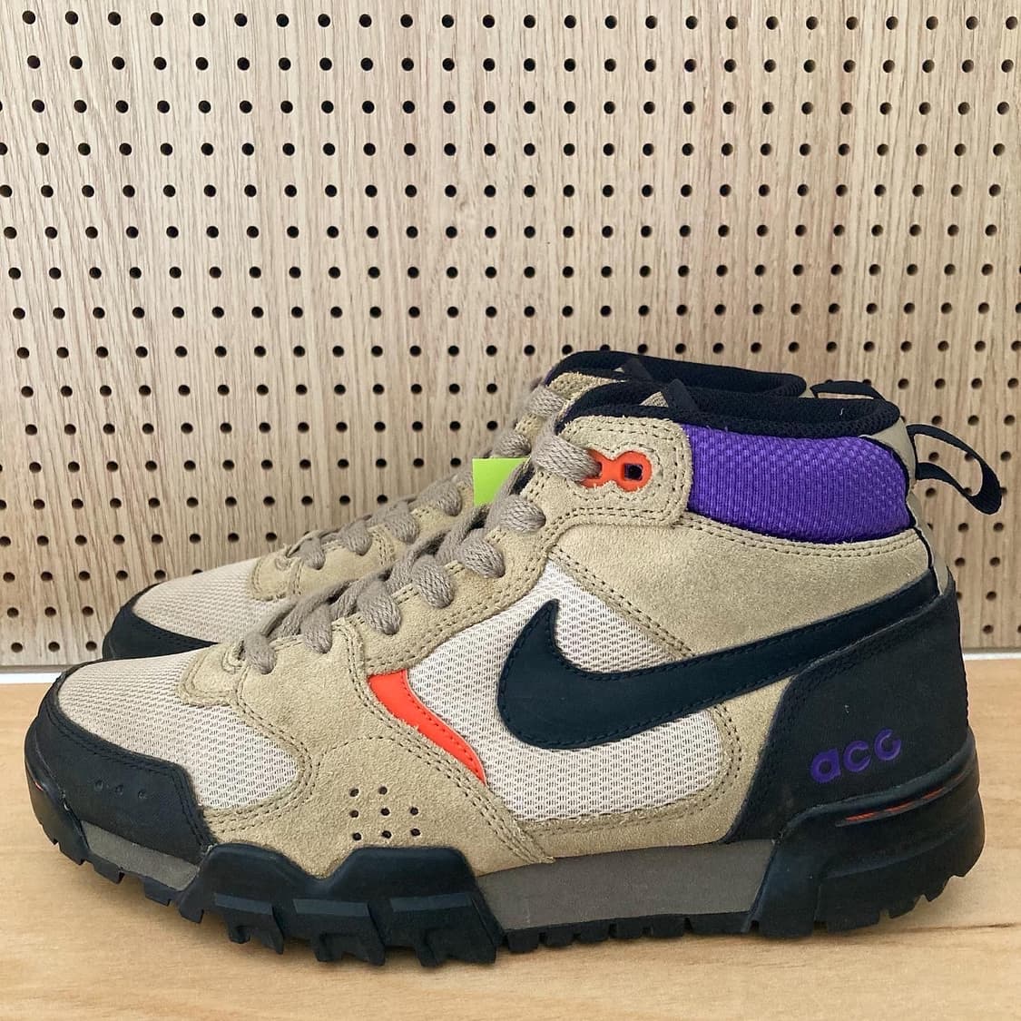 나이키 ACG 파이로클라스트 미드 상품이미지4