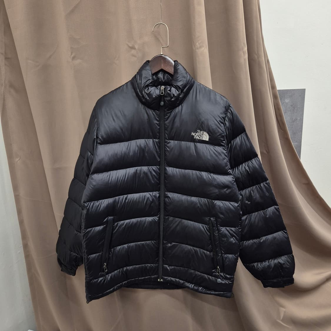 노스페이스 눕시 다운 블랙패딩 100 상품이미지1