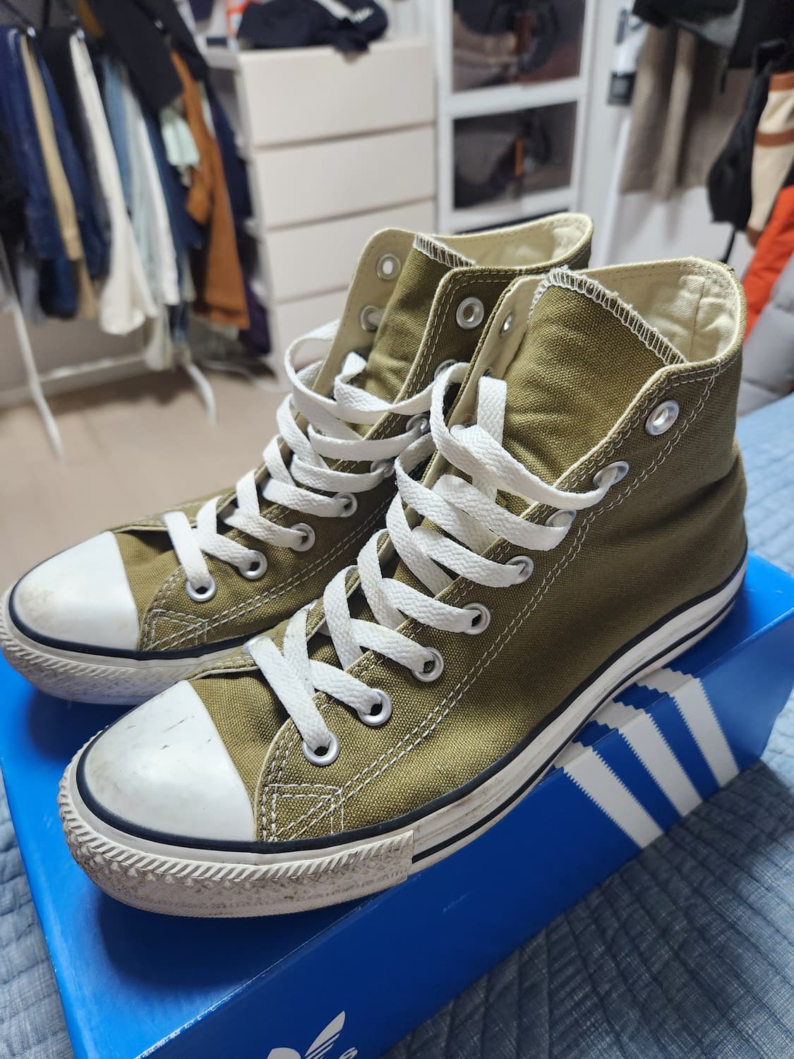컨버스 올스타 카키 270팝니다 상품이미지2