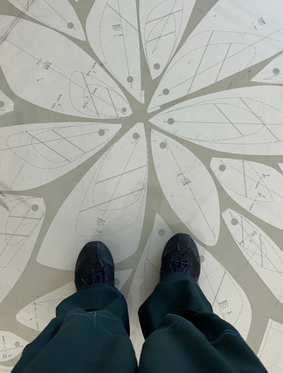 44) 키코코스타디노브 네세부르 트라우저 딥 그린 상품이미지3