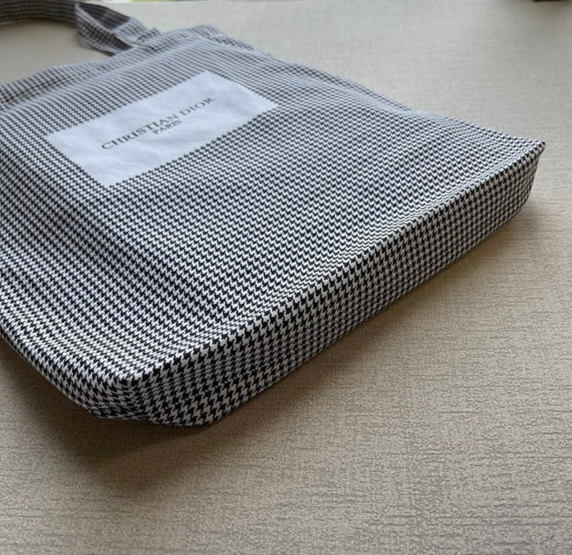 디올뷰티 캔버스 에코백 하운드투스 상품이미지3