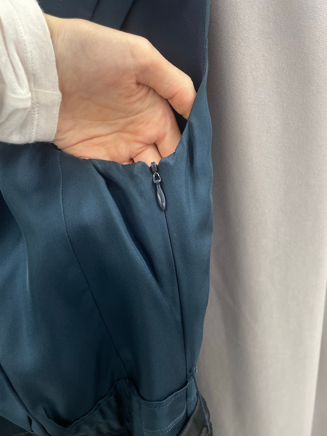 차이나넥 미디 실크 원피스  상품이미지3