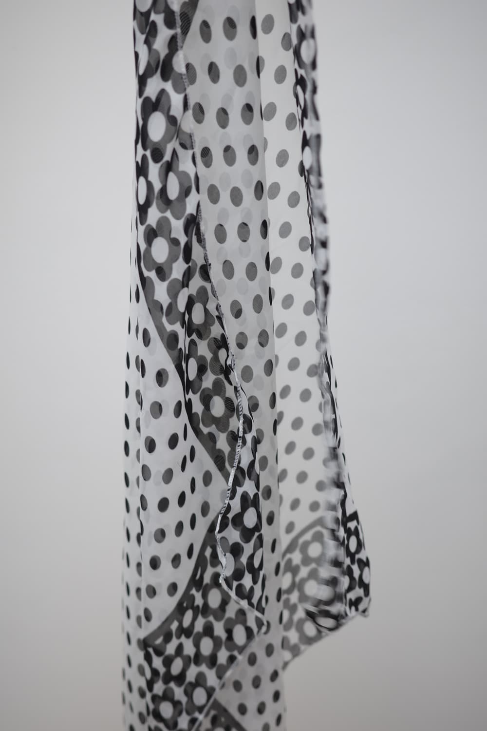 Dot flower pattern scarf 상품이미지2