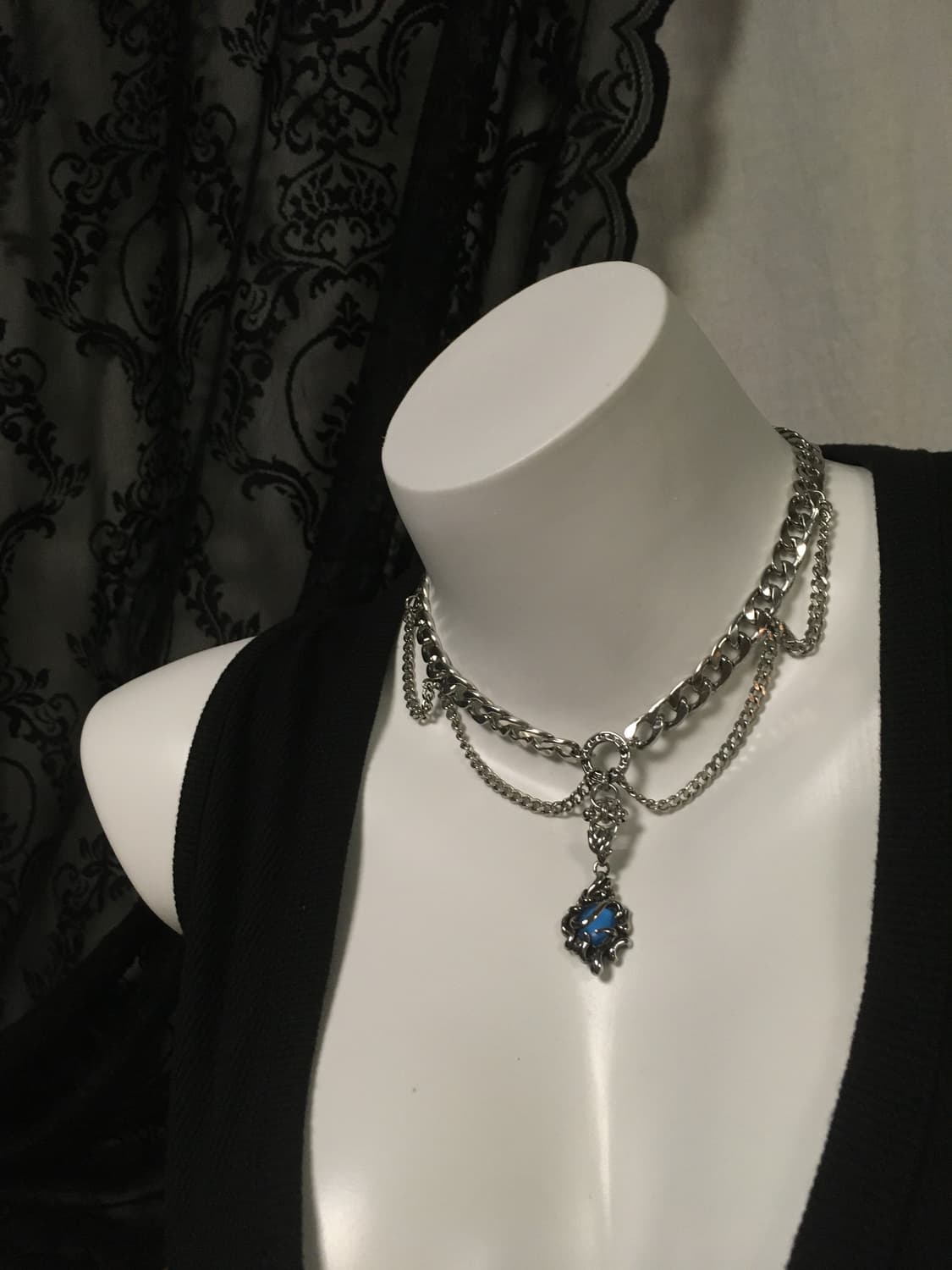 CHAIN CAPE NECKLACE 여자아이들 미연 착용 상품이미지3