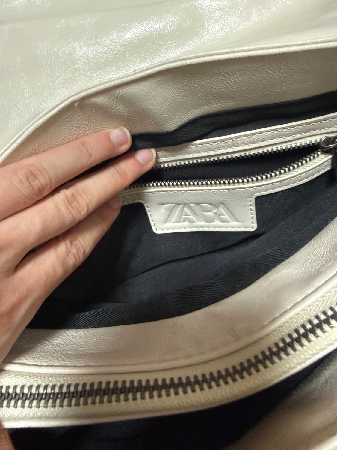 자라 유나백 락플랩 숄더백 크림 상품이미지2