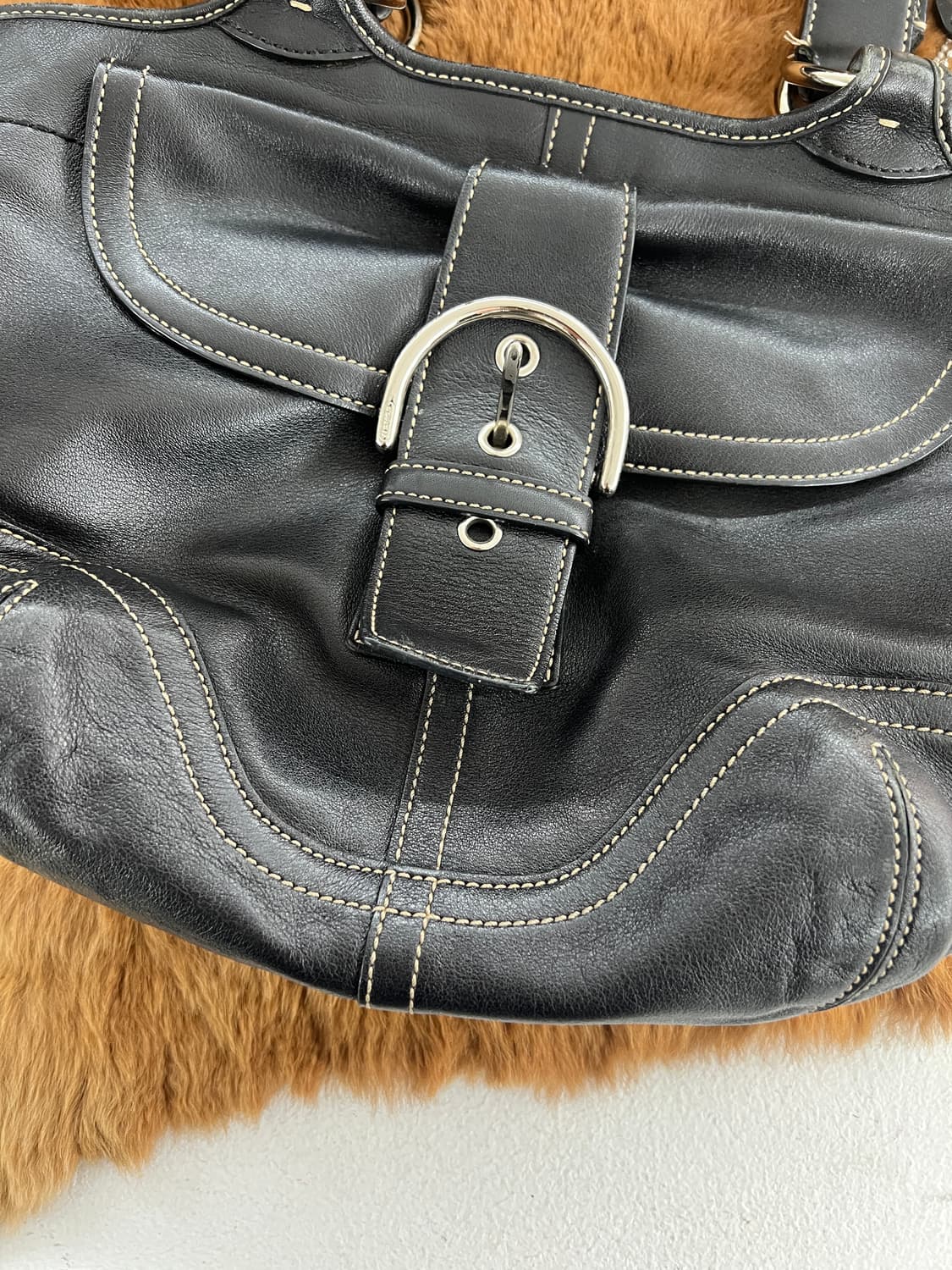 올드 코치 레더 핸드백 상품이미지3