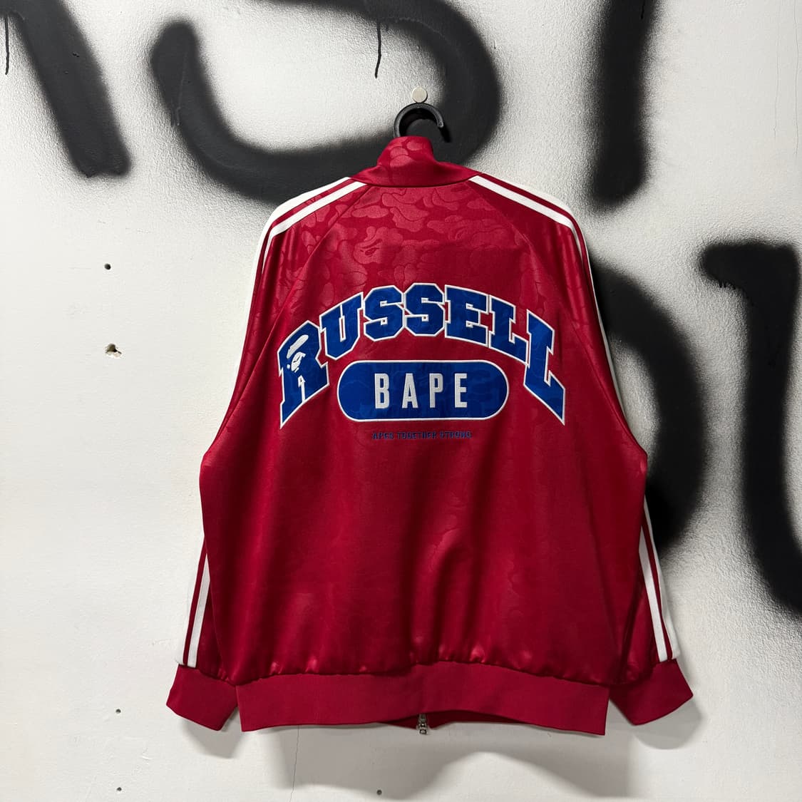 정품 베이프 x 러셀 30th 한정판 솔리드 카모 트랙 져지 자켓 상품이미지2