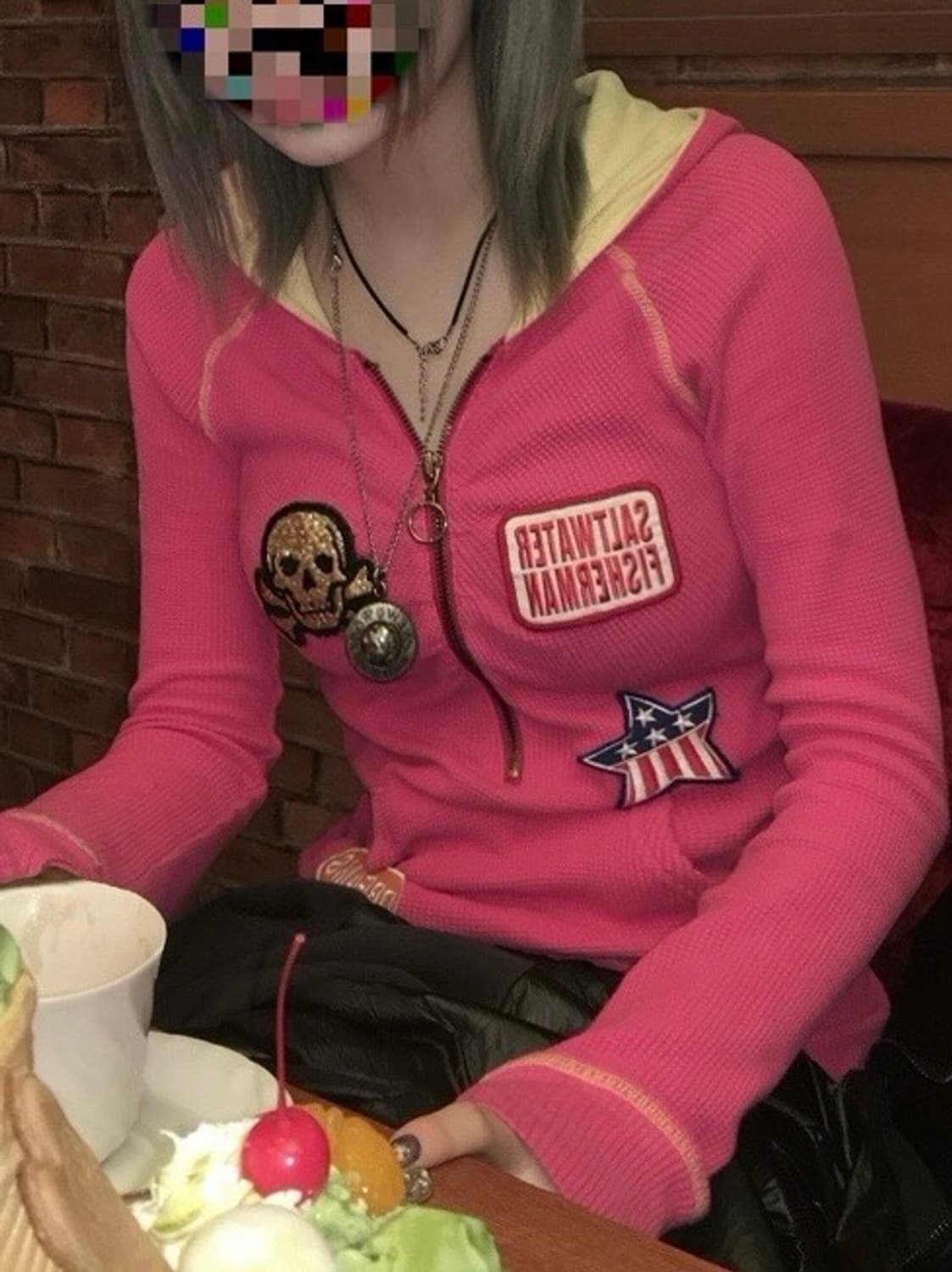 고스 펑크 키치 핫핑크 후디(착샷ㅇ) 상품이미지3