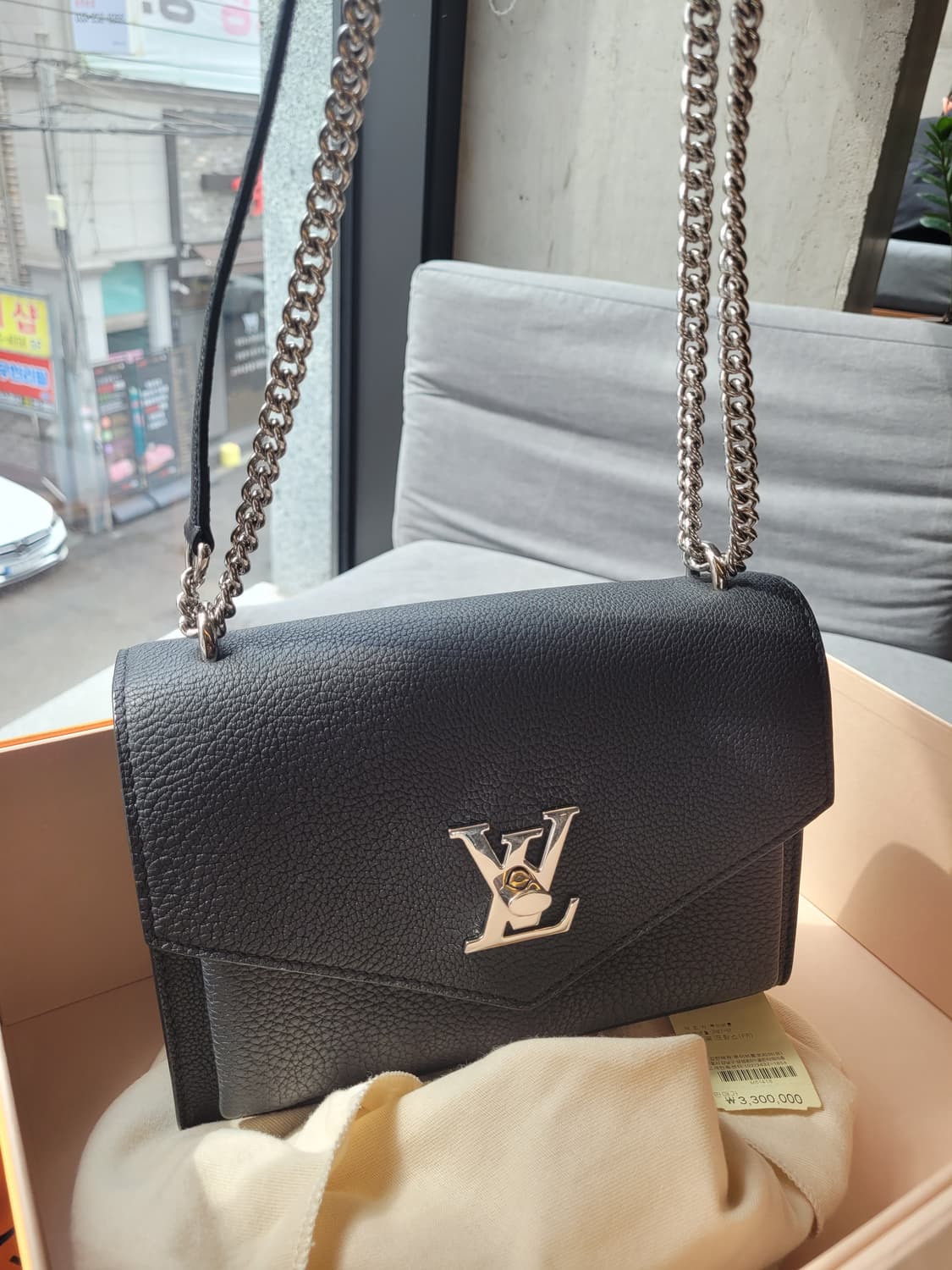 루이비통 마이락미 체인백 블랙 상품이미지1