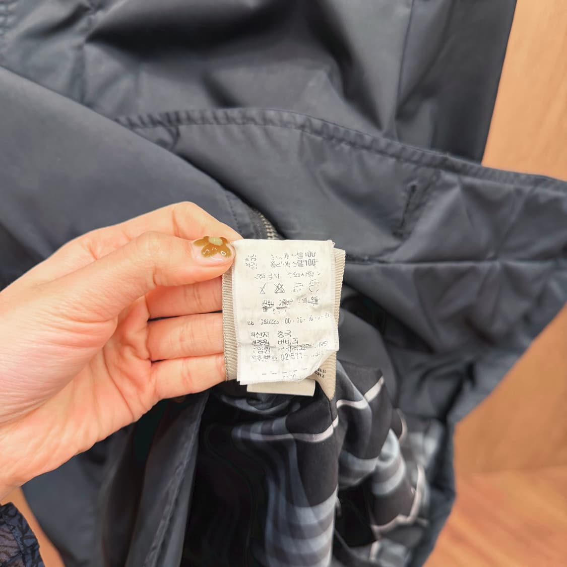 버버리 런던 나일론 코트 버튼 스트랩 유틸리티 포켓 디테일 블랙 상품이미지7