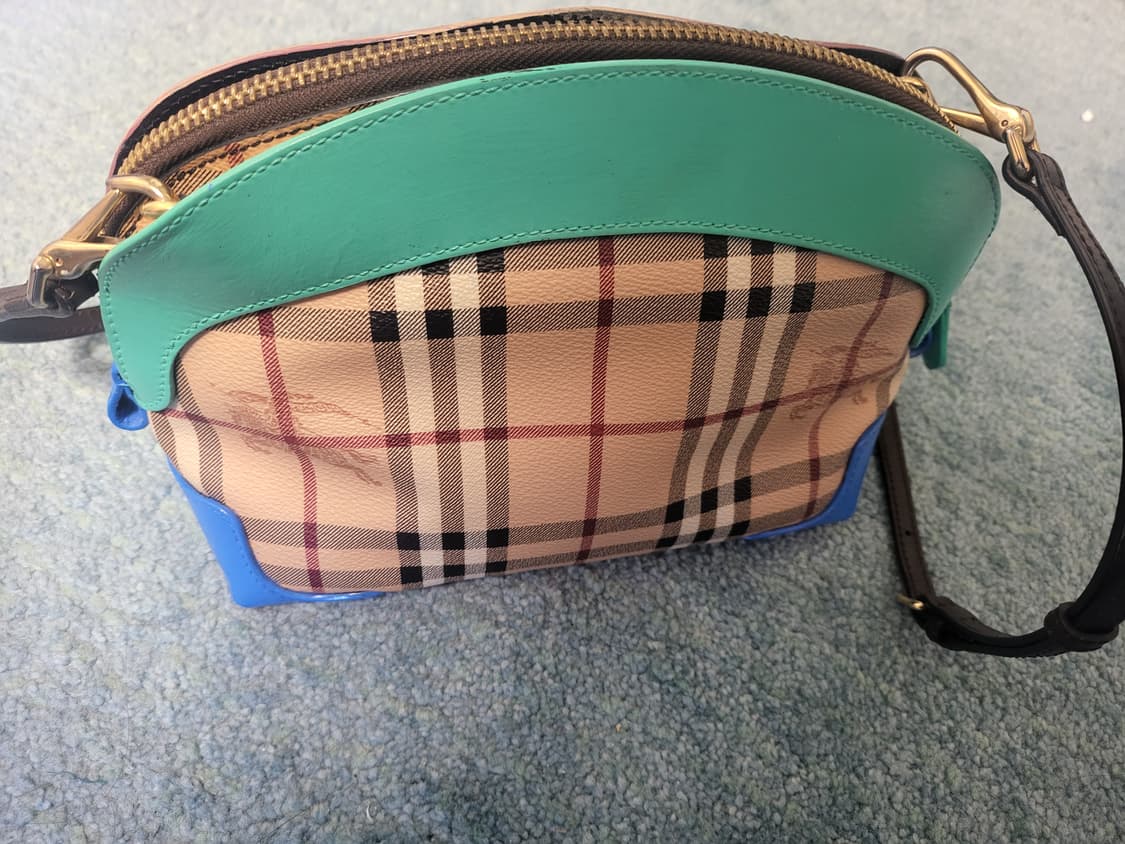 버버리 가방 크로스백 상품이미지2