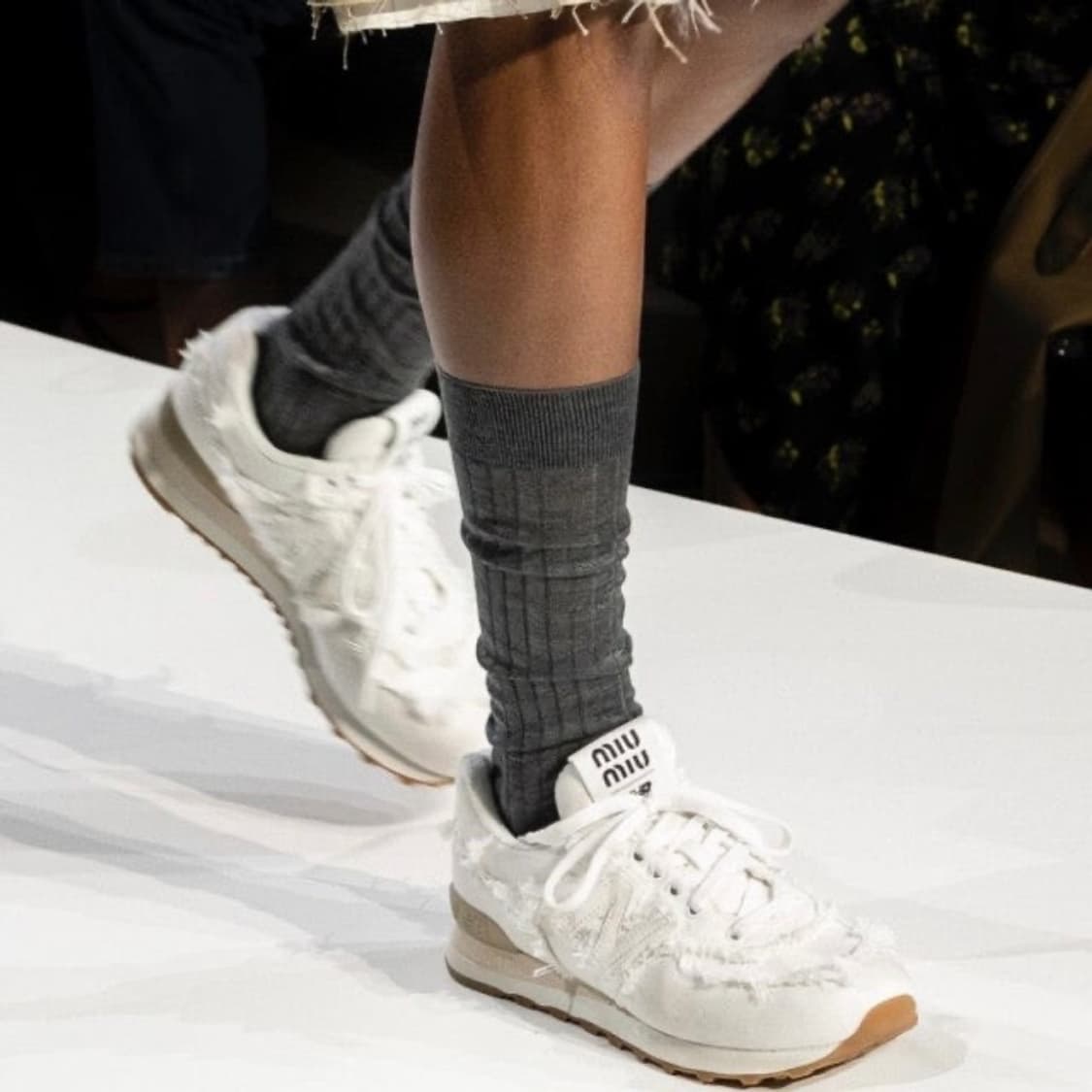 미우미우X뉴발란스 574 스니커즈 37.5사이즈 상품이미지2