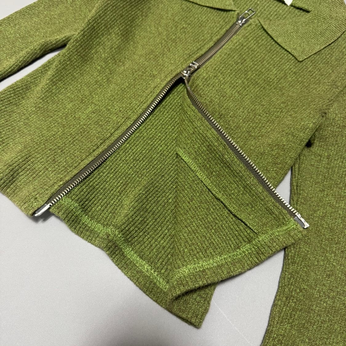 SLY JAPAN 올리브컬러 워시드 리브드 쇼트 집업 가디건 상품이미지4