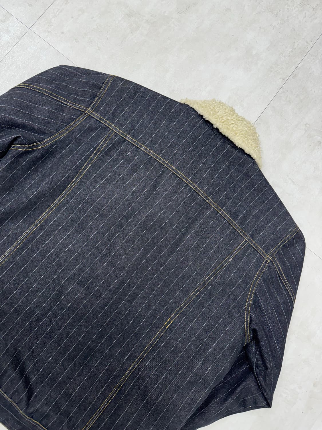 •핀스트라이프 쉐르파 카라 데님 자켓  상품이미지5