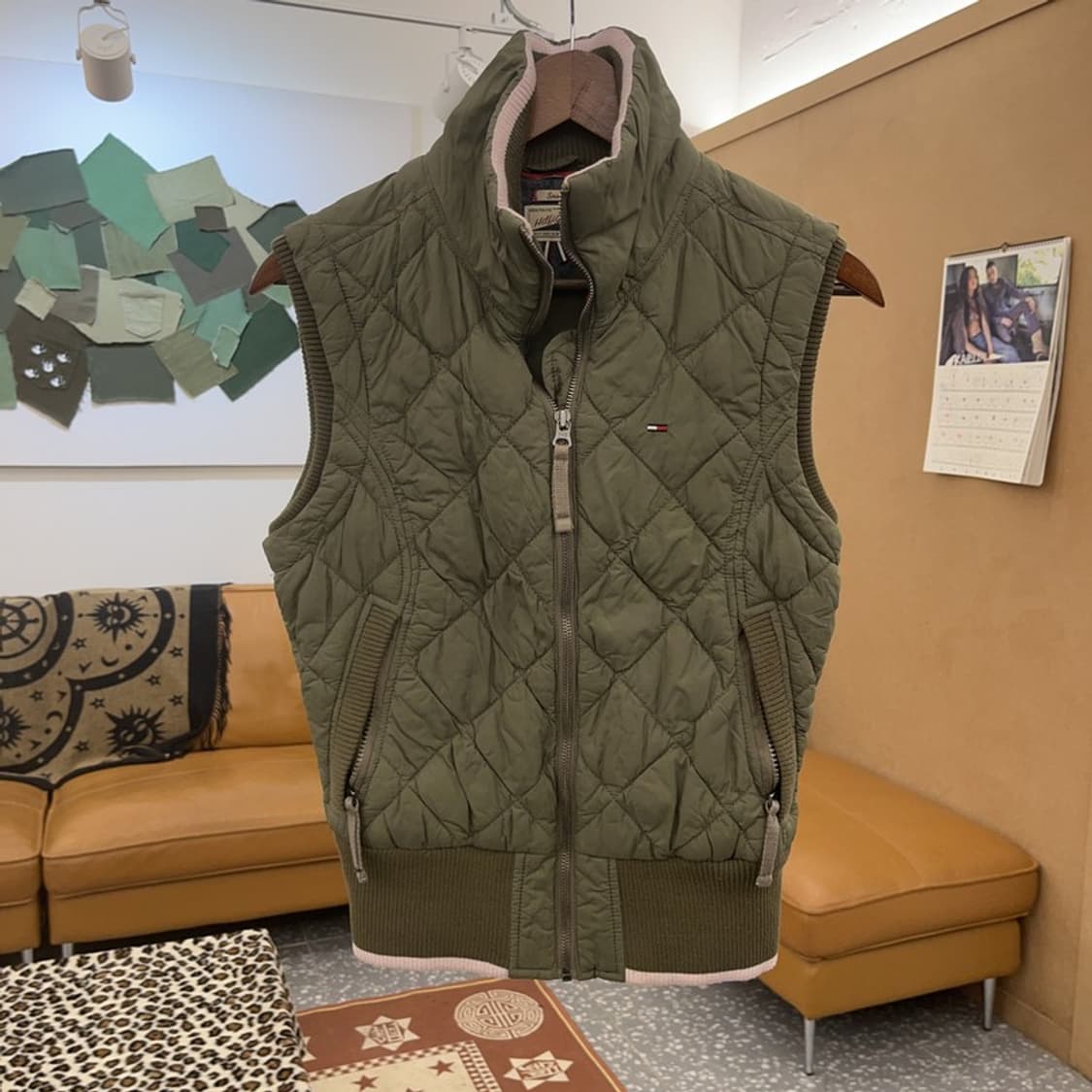 타미힐피거 Y2K 슬림핏 퀄팅 말차카키 경량 조끼 S C09211 상품이미지3