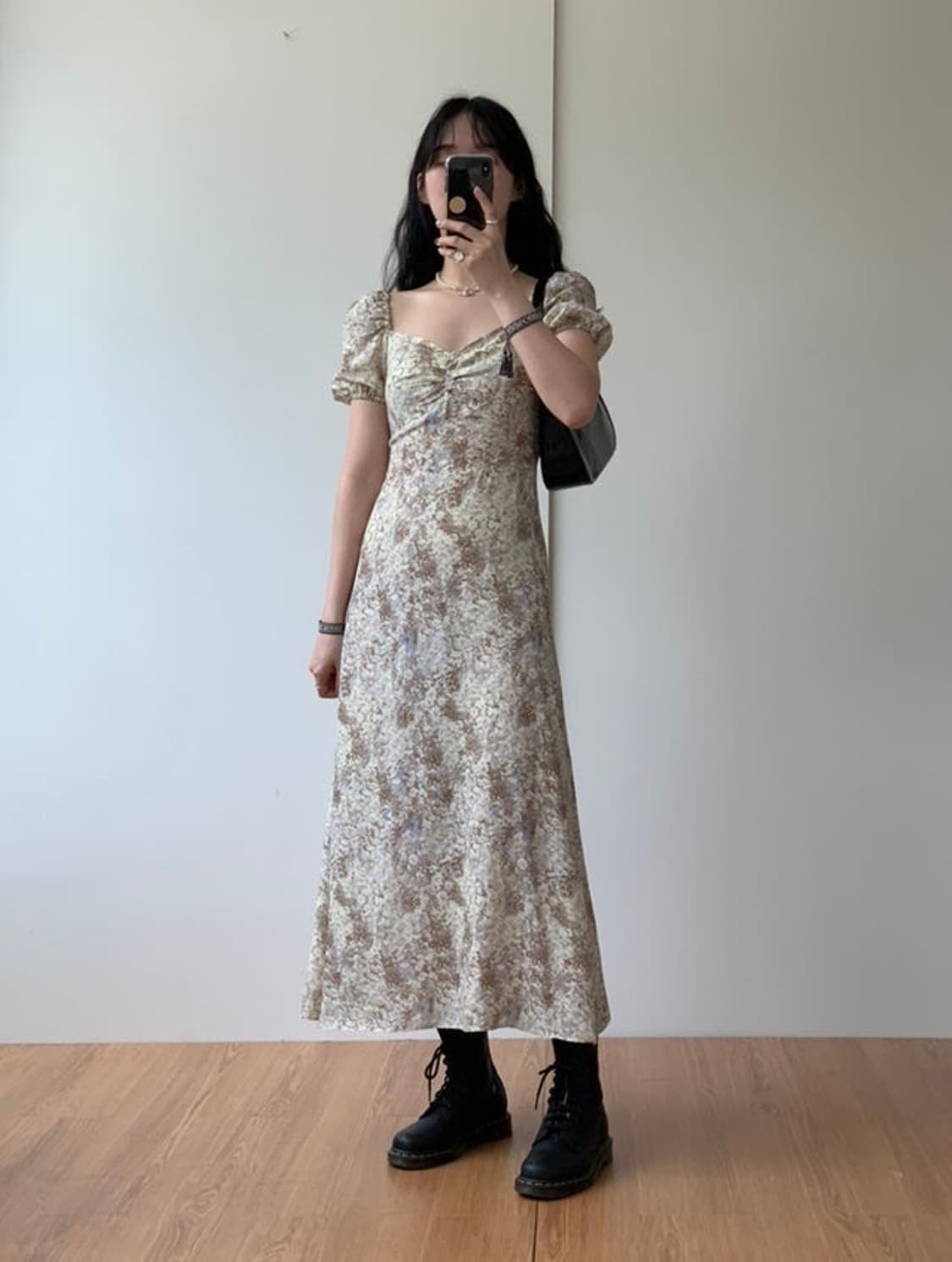 루루서울 마가렛 퍼프 드레스 베이지 롱 상품이미지1