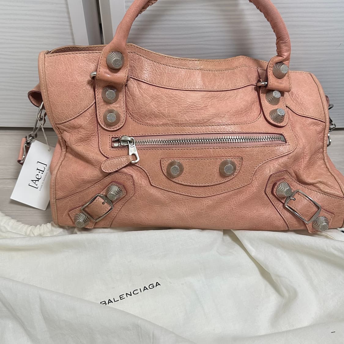 발렌시아가 자이언트 모터 코랄핑크 상품이미지1