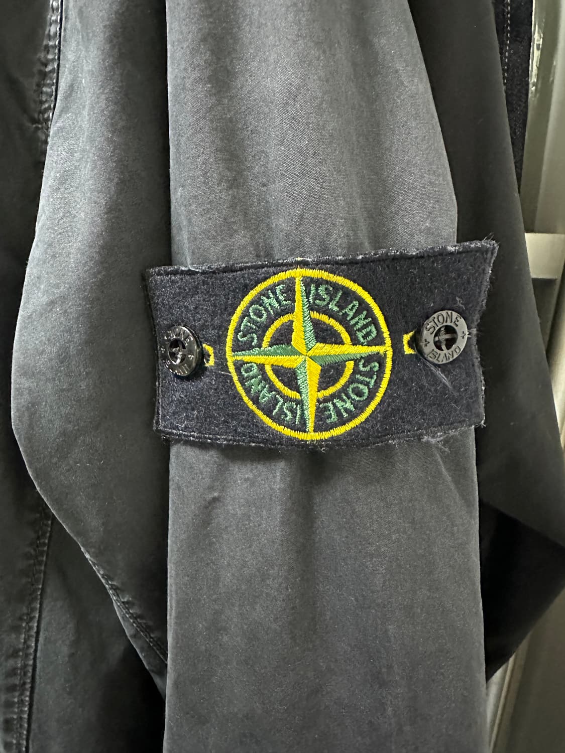 [11/5까지 급처] 22SS 스톤아일랜드 올드이펙트 오버셔츠 L 상품이미지2