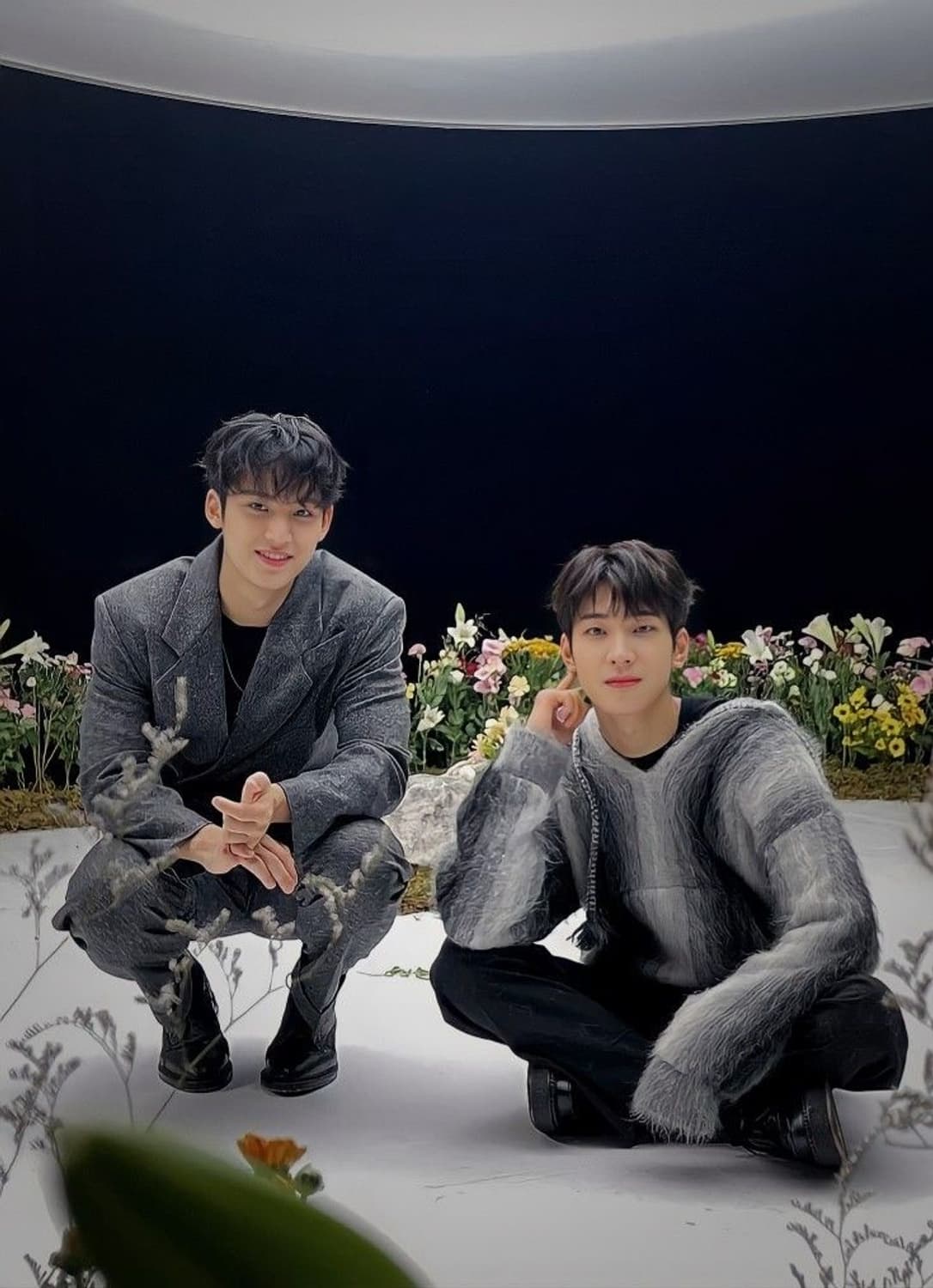 [세븐틴 원우님 착용] 셀린느 21fw 바자 모헤어 스웨터 상품이미지3