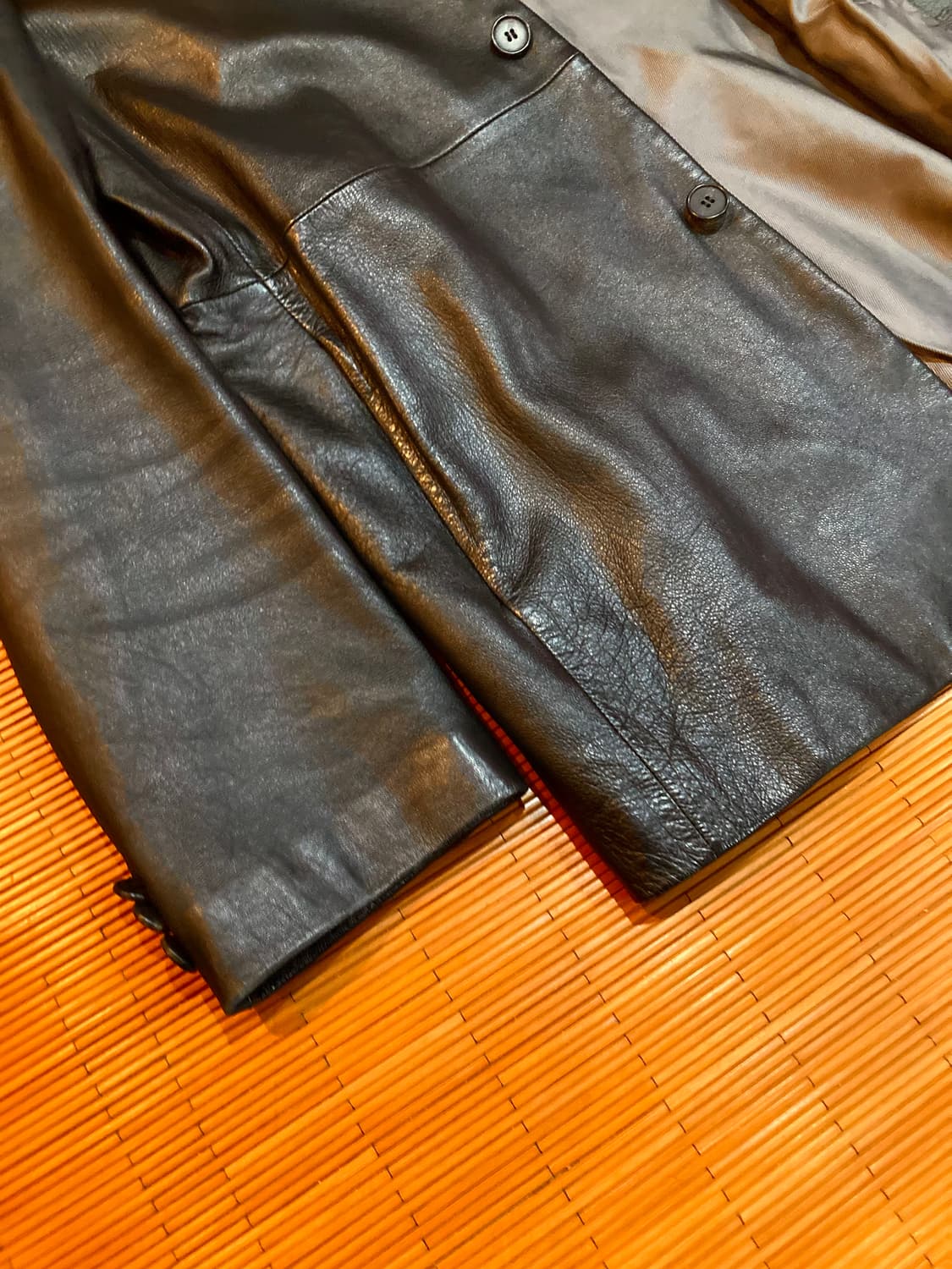 램스킨 쓰리버튼 숏카라 싱글 레더자켓 상품이미지7