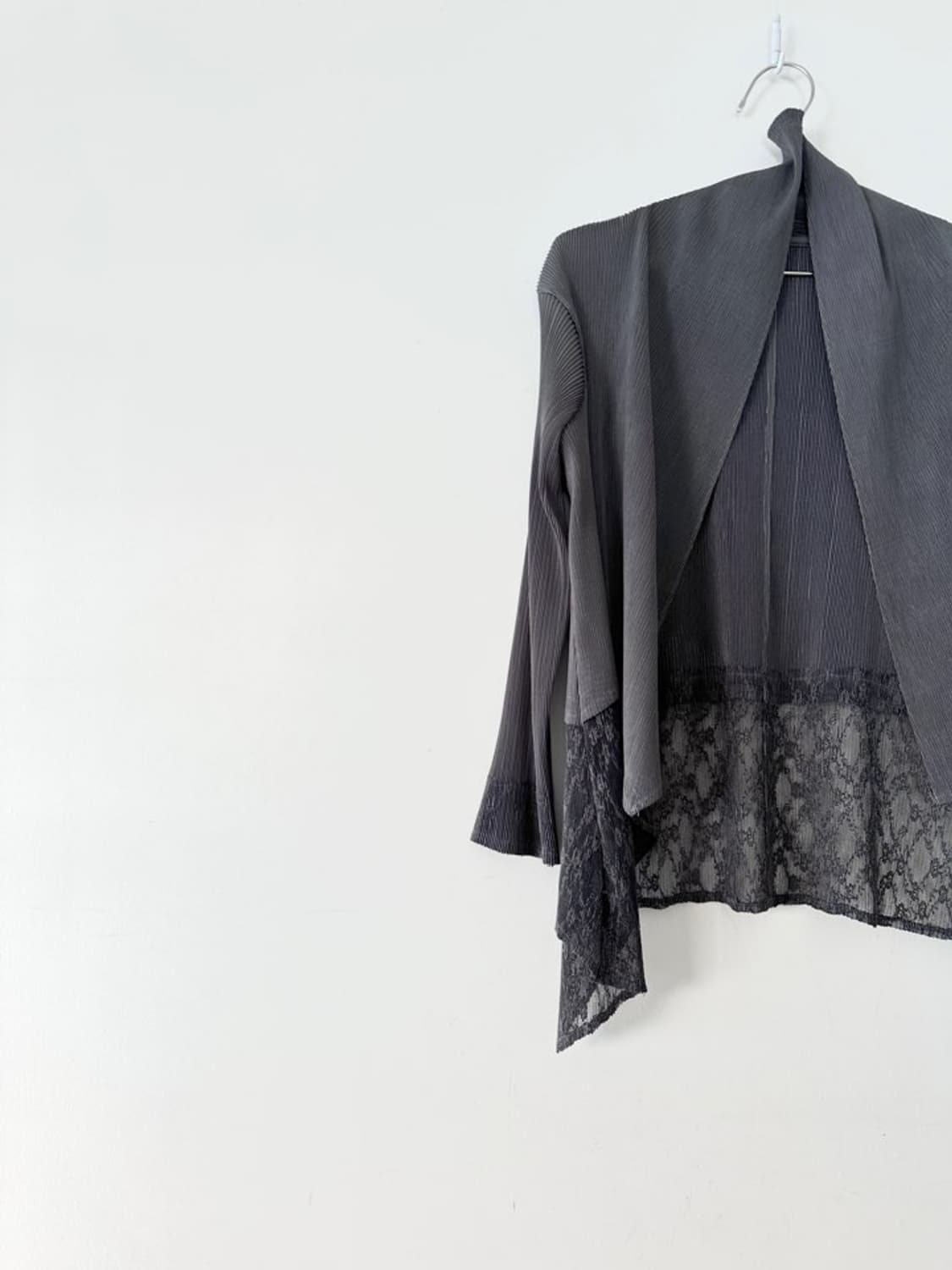 See through layer pleats cardigan / grey 상품이미지2