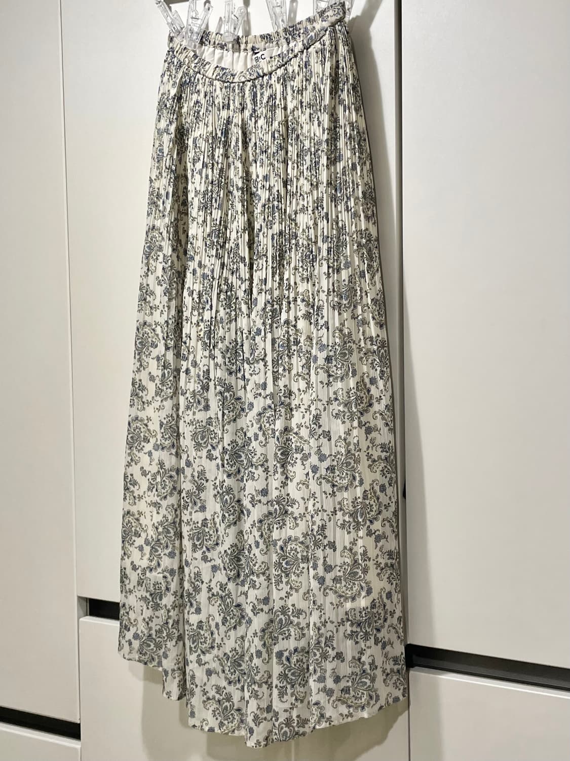 유니클로 C 2023 F/W 쉬폰스커트 S사이즈 상품이미지3