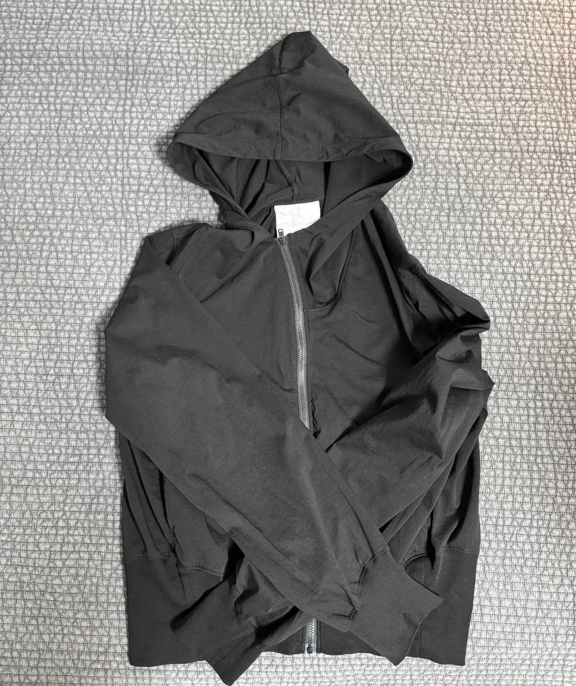 누마레 ee 커브드 후드 집업 m사이즈 상품이미지3