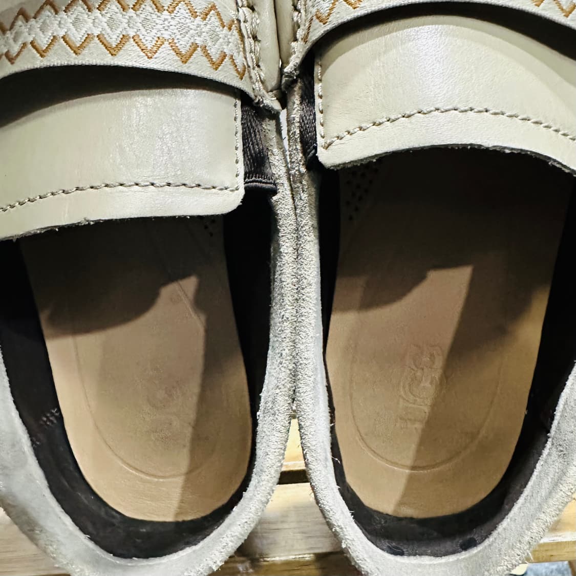 260) UGG 어그 로퍼 남성 남자 구두 Beige Sand 베이지 상품이미지8