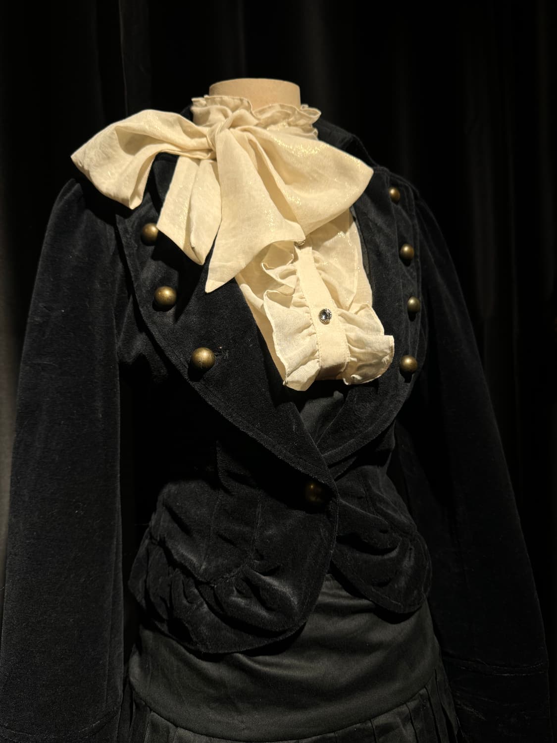 벨벳 버튼 포인트 블레이저 상품이미지4