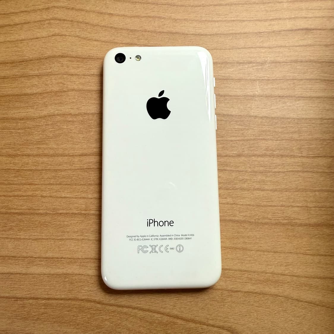 아이폰 5c 32GB 화이트 일본판 (희귀) 상품이미지3