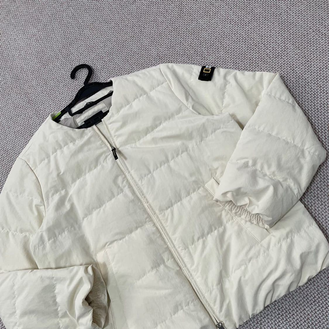 내셔널지오그래픽  라운드 경량패딩 5861 상품이미지2