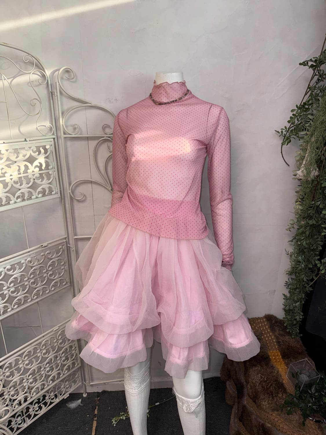 Pink dot mesh top 상품이미지2