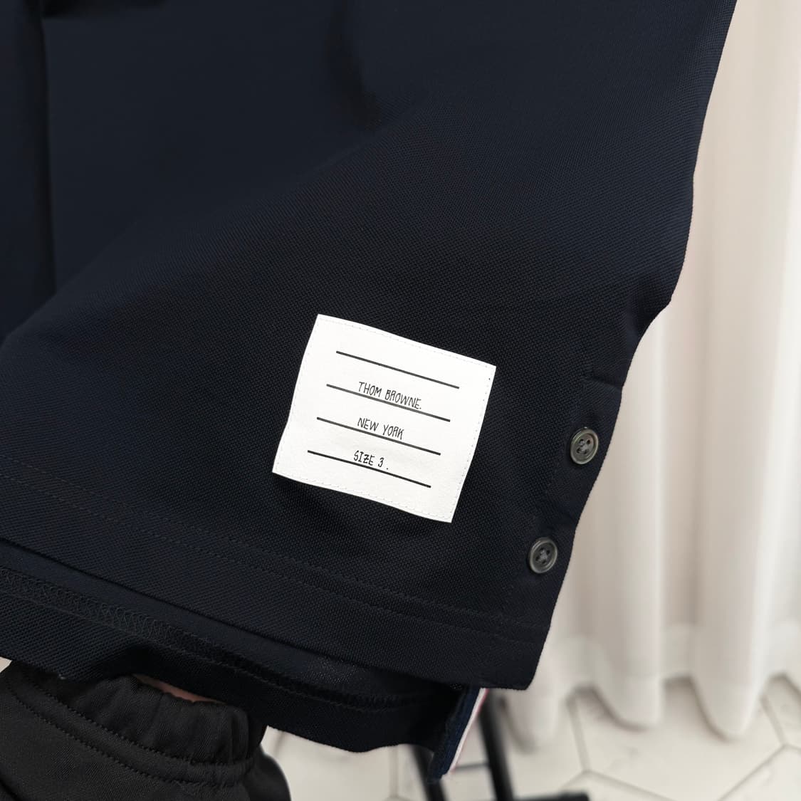 [3] 톰브라운 RWB 포켓 반팔티 상품이미지4