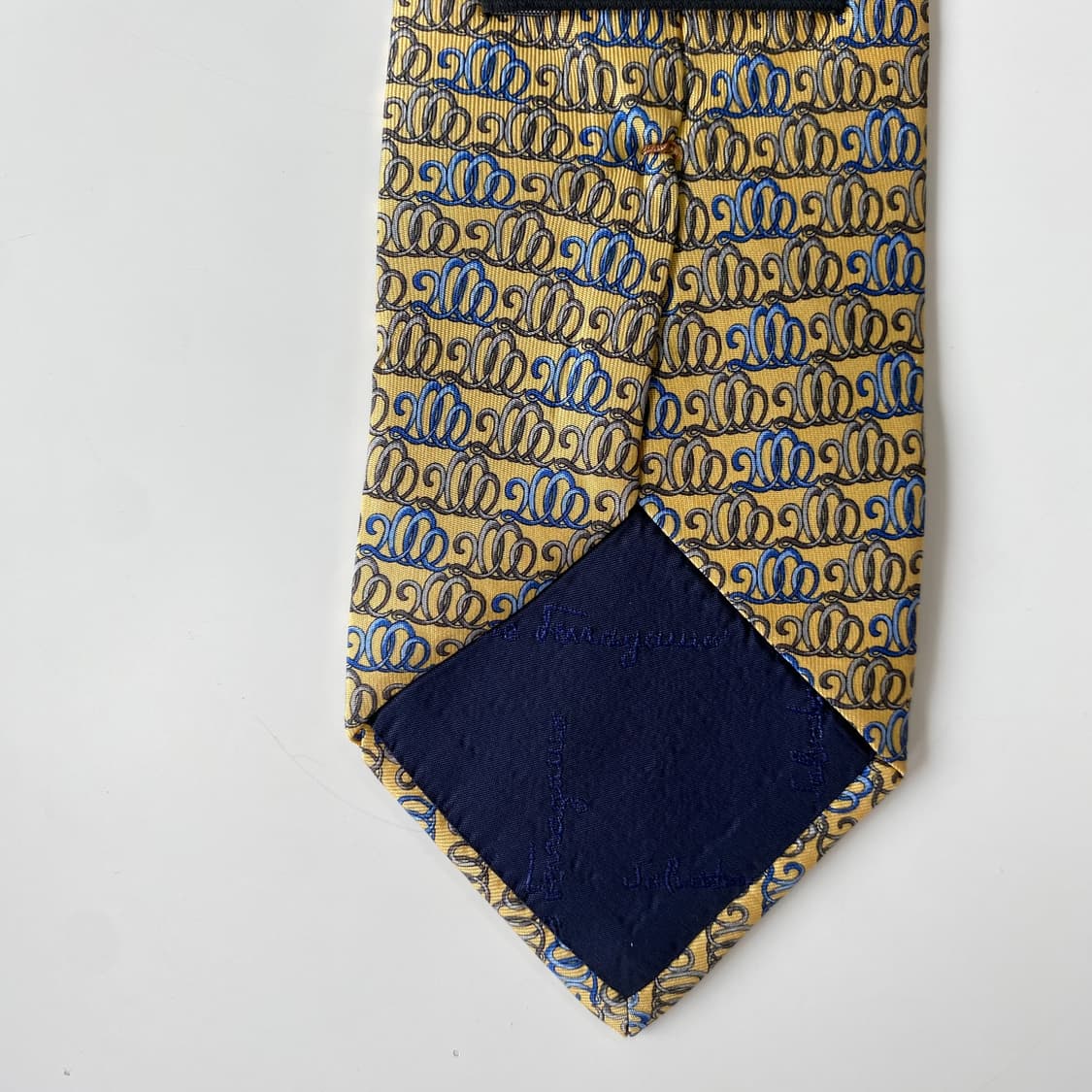 페레가모(Ferragamo) 명품 정품 넥타이 상품이미지6