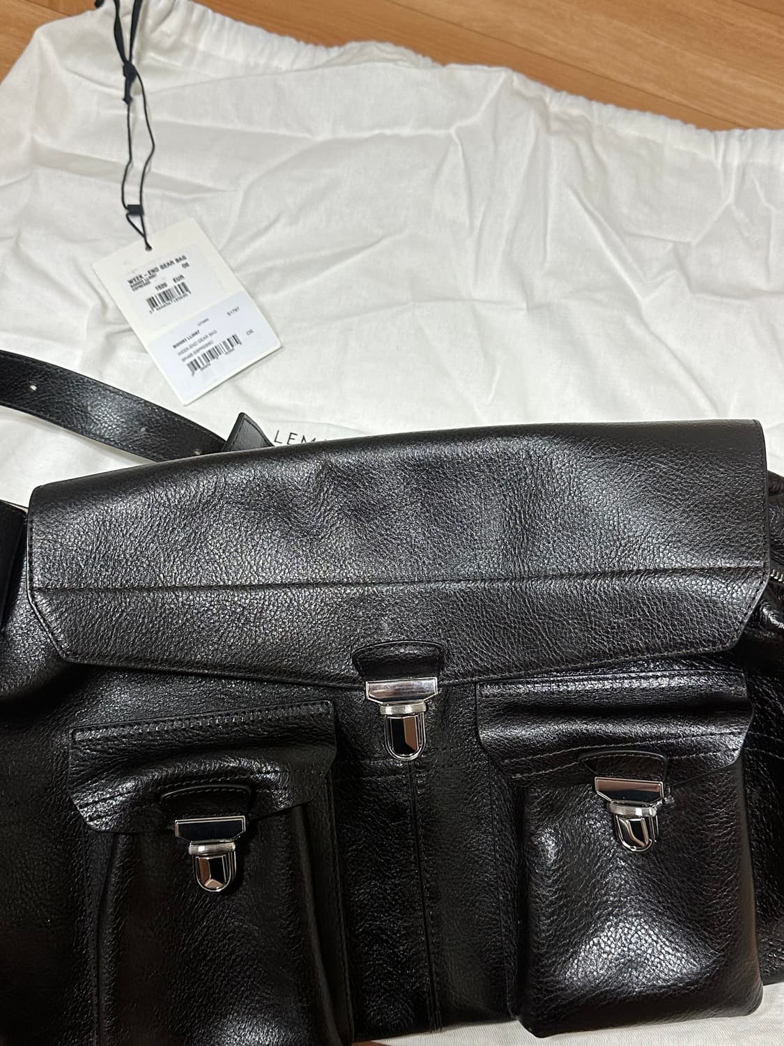 르메르 글로시 베지터블 레더 위켄드 기어백 에스프레소 상품이미지1