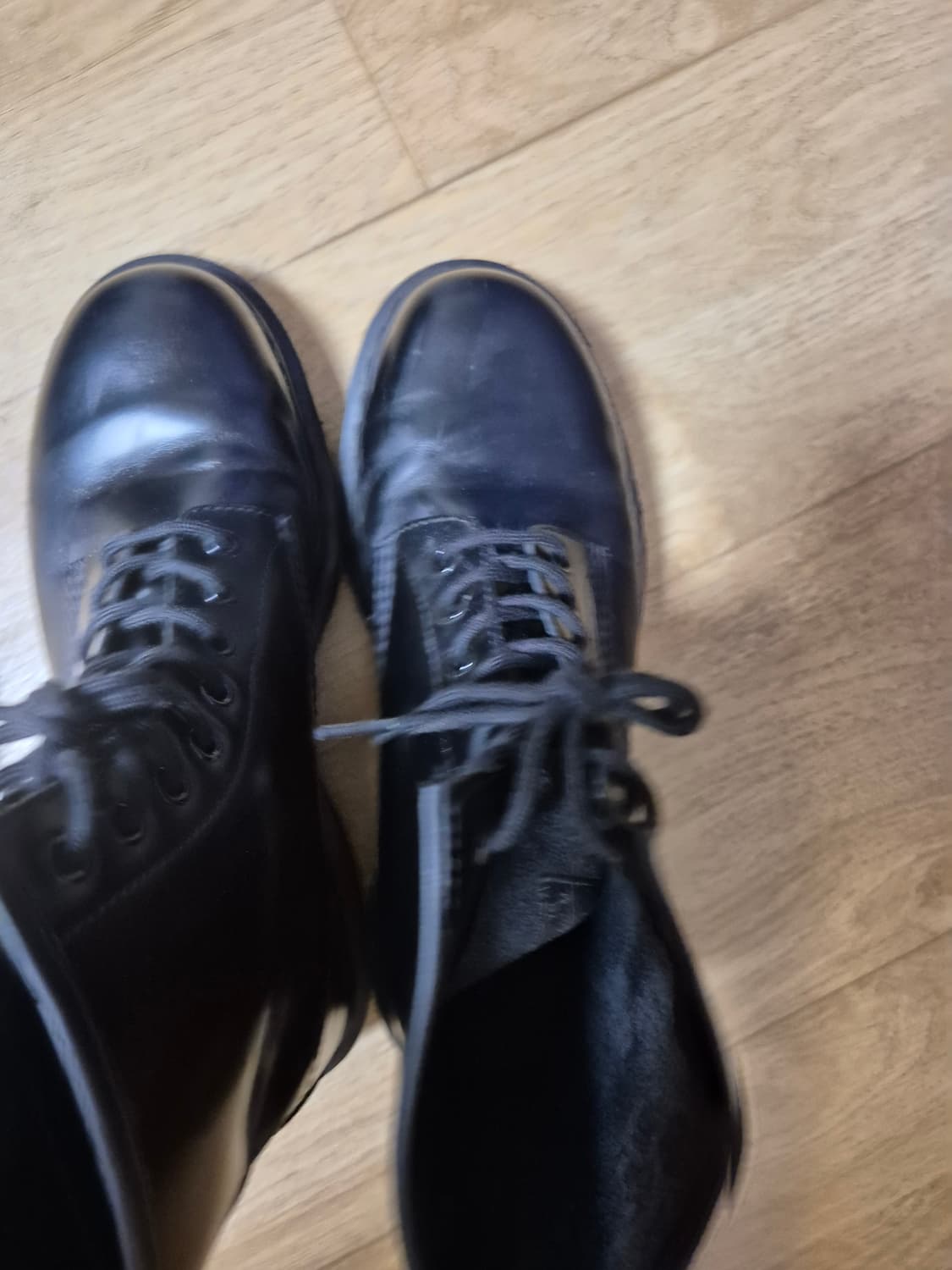 닥터마틴 1460 모노 8홀 부츠 상품이미지3