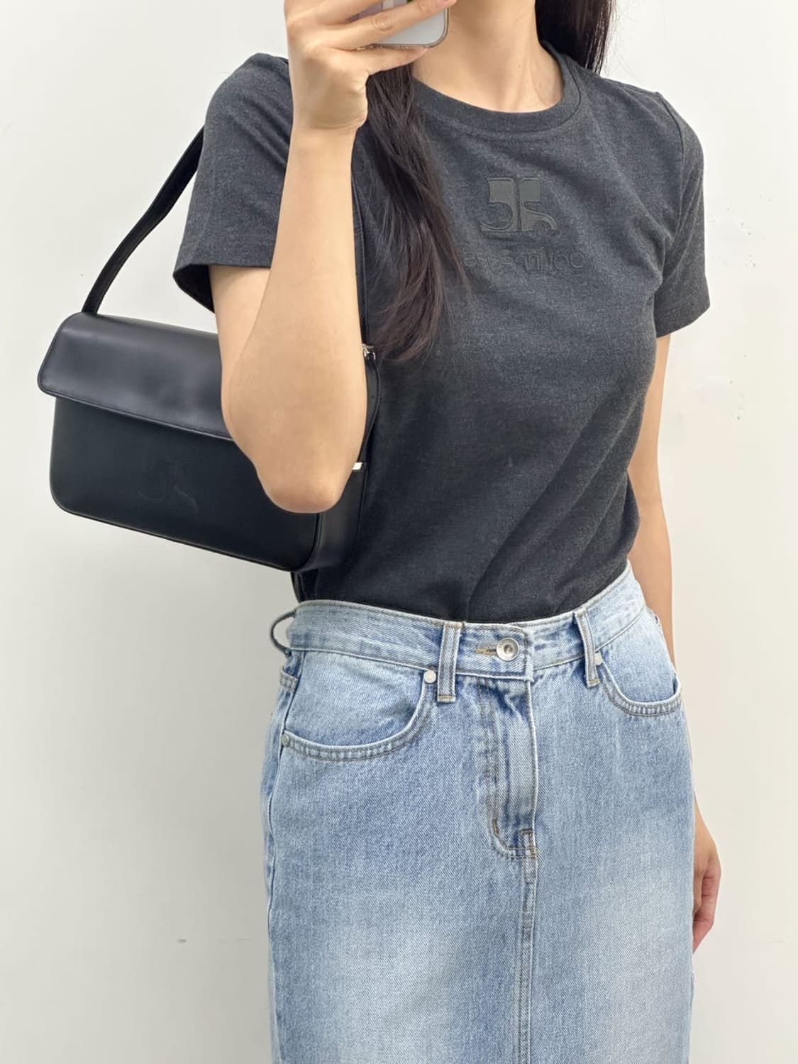 [새상품] courreges / 꾸레쥬 챠콜 빅 로고 반팔 티셔츠  상품이미지9