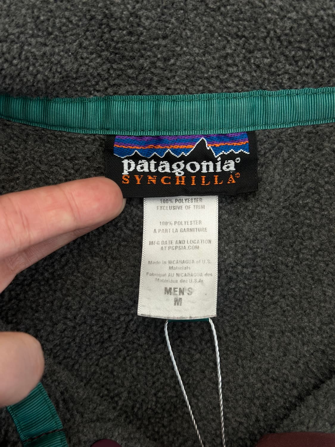 파타고니아 신칠라 그레이/버건디 스냅 플리스 상품이미지9