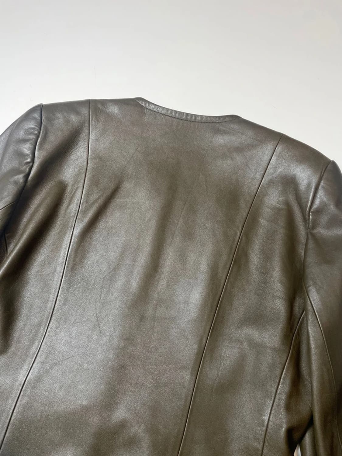 지방시 90's 크롭 가죽 자켓 PN9527 상품이미지4