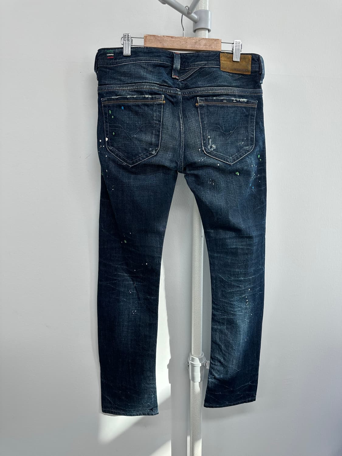 DIESEL THANAZ PAINT JEANS 상품이미지6