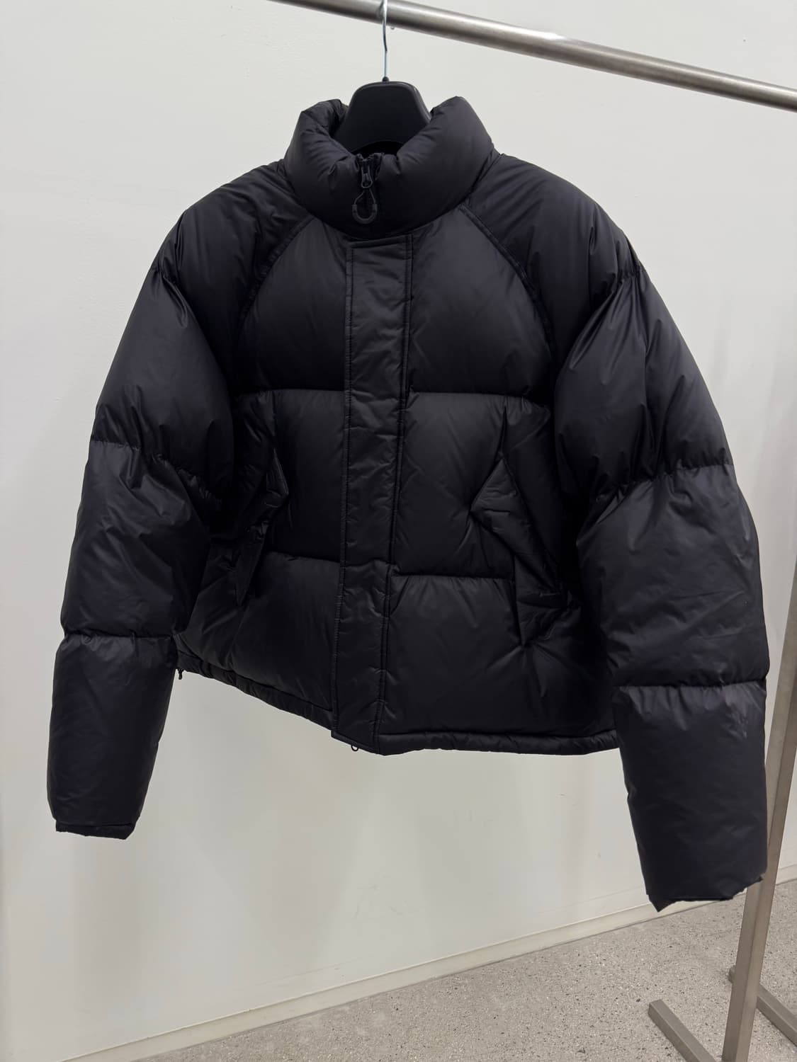 유니폼브릿지 light puffer down parka 블랙 xl 패딩 상품이미지3