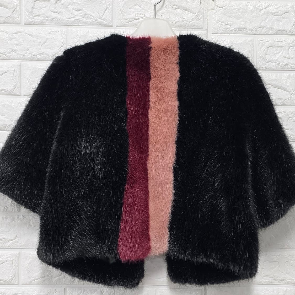 택포// Molliolli 블랙 퍼 자켓 S 상품이미지4