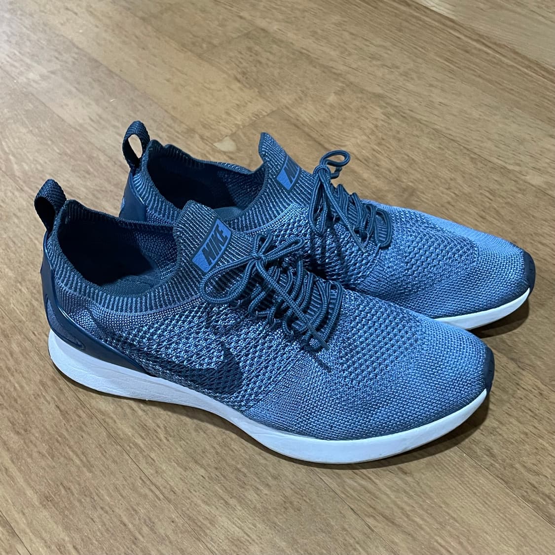 나이키 에어줌 머리이어 플라이니트 레이서 275 상품이미지1