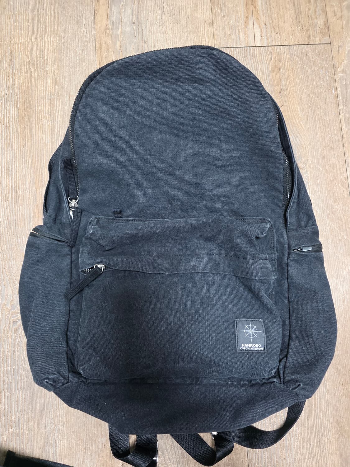 해칭룸 한로로 가방 상품이미지1