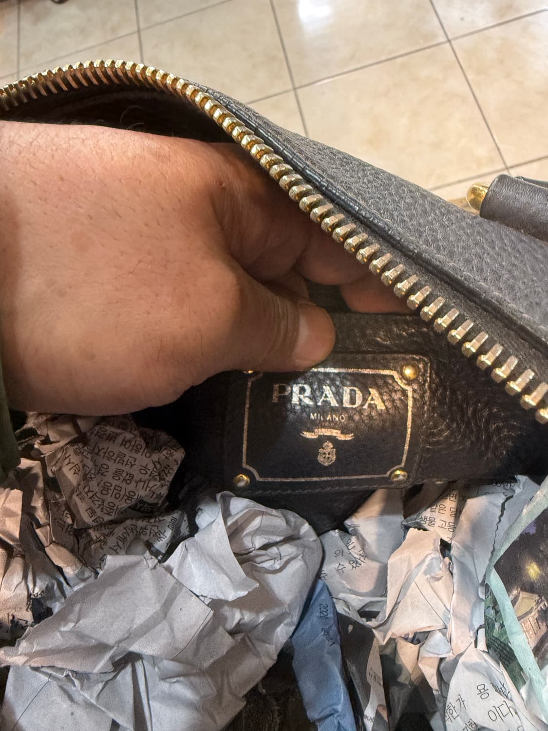 정품 프라다 비텔로 다이노 여행용 2way백 팝니다 상품이미지8