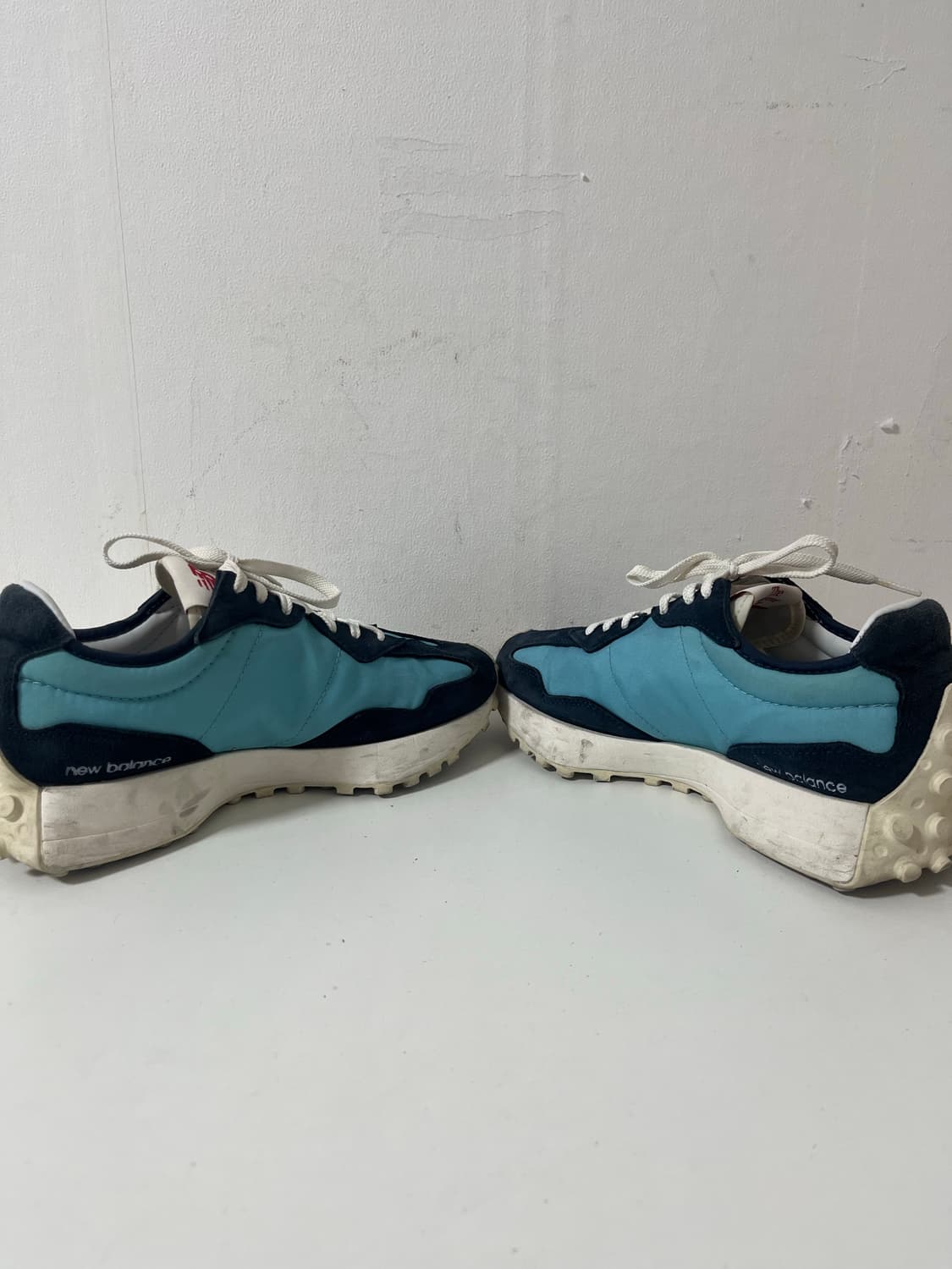 245 뉴발란스327 운동화 정품 상품이미지3